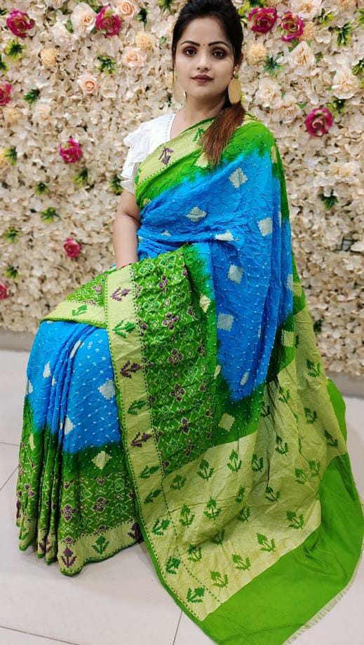 Bandhej Banarasi Saree