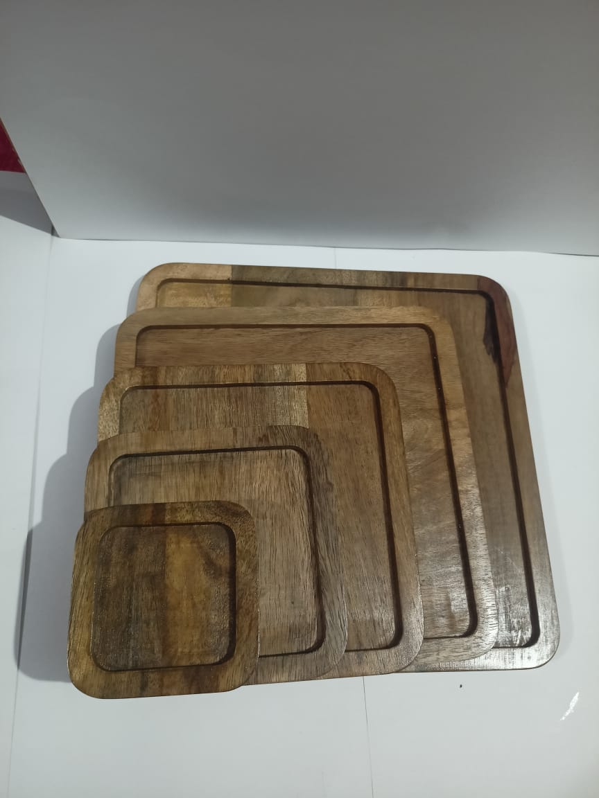 Wooden serving platter