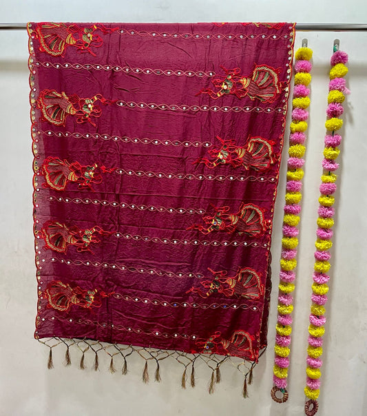 Cotton sequence dupatta with Kutchi work