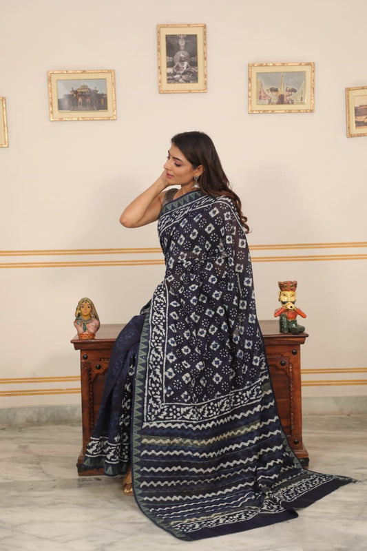 Navy Blue Maheshwari Silk Sarees