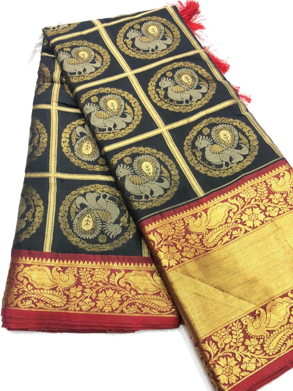 Kanchipuram Silk Saree with golden zari