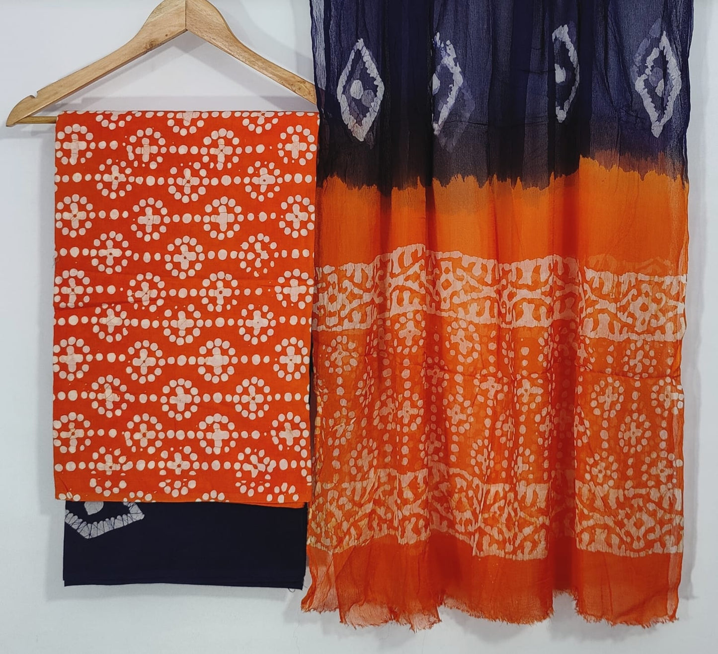 Cotton dress material with Chiffon Dupatta
