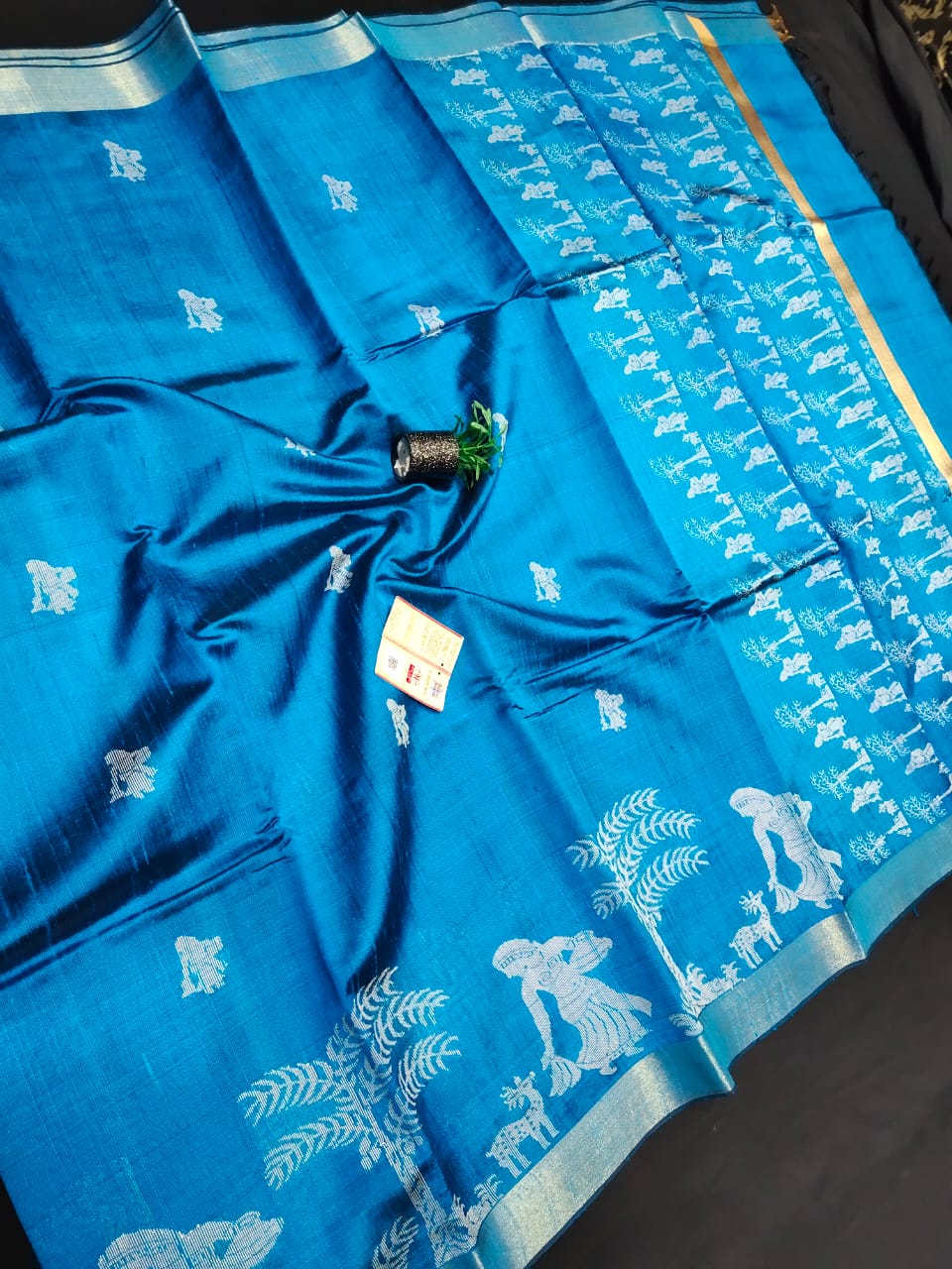Pure silk saree with tribal art border