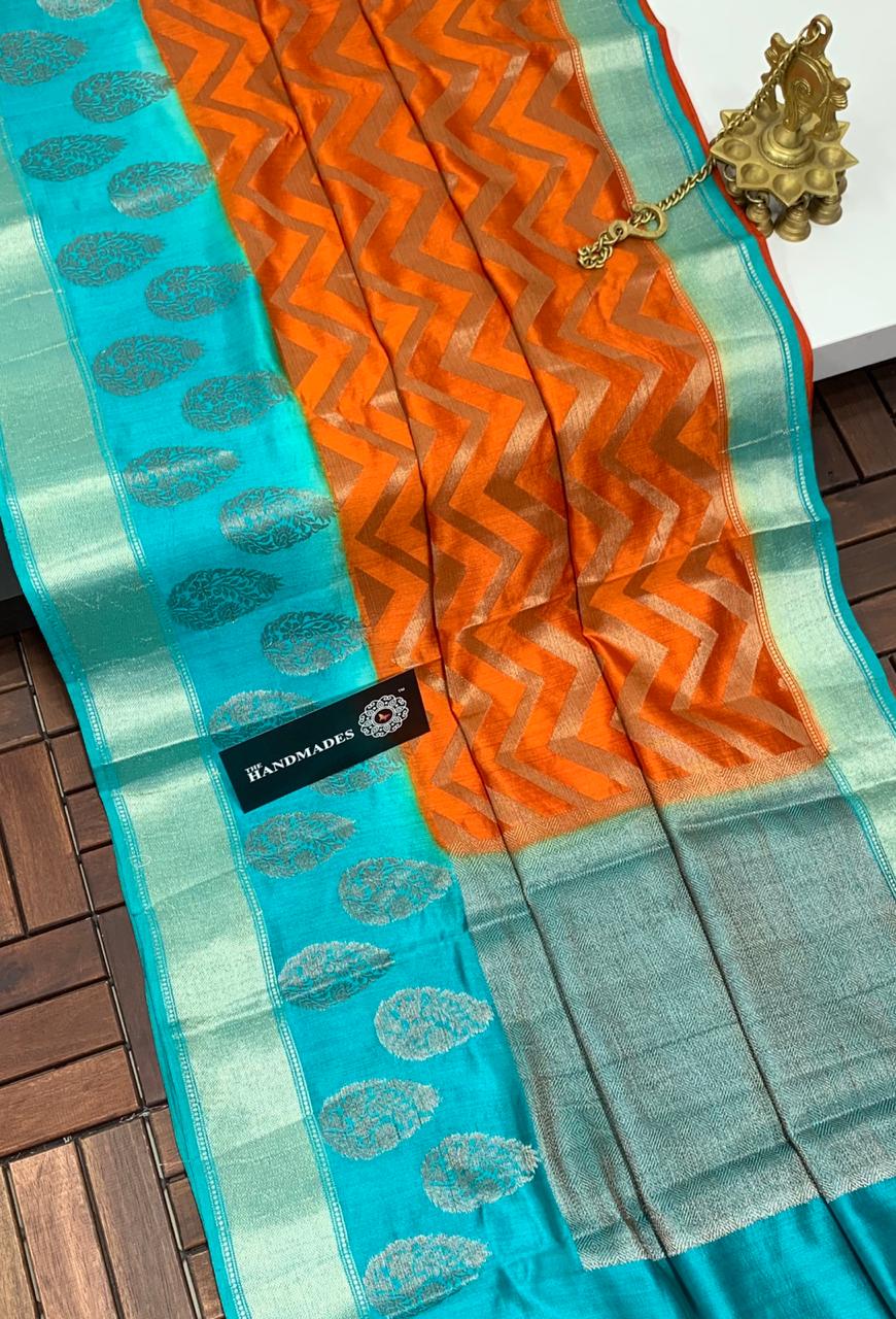 Silk saree with zigzag buta