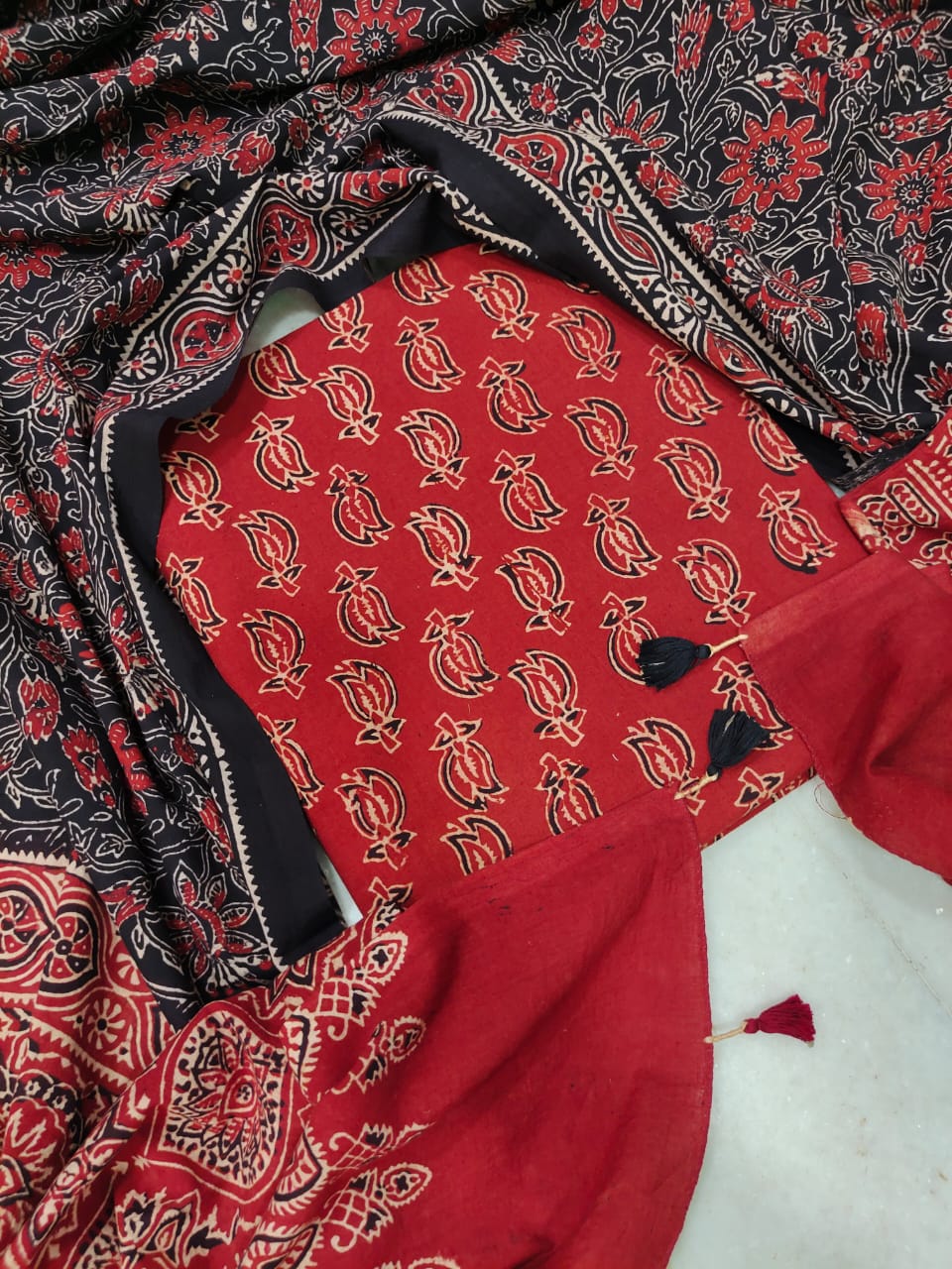 Ajrakh print cotton kurta and dupatta