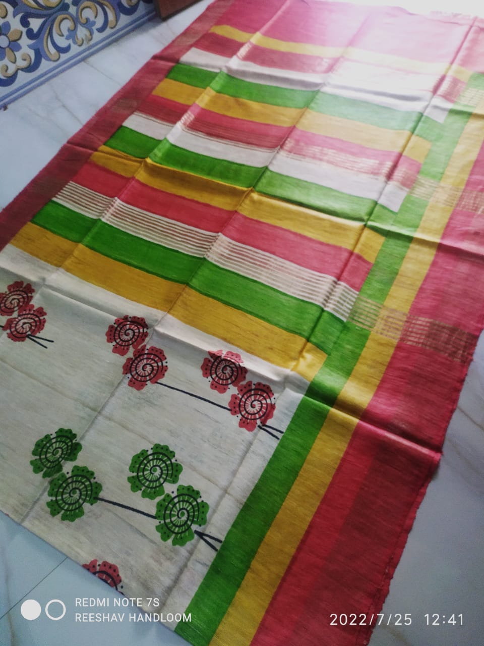 Tussar Ghicha Zari border print saree
