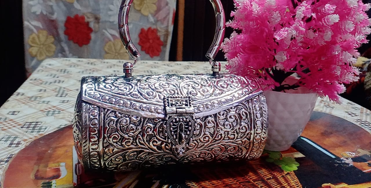 German Silver clutch Grishya