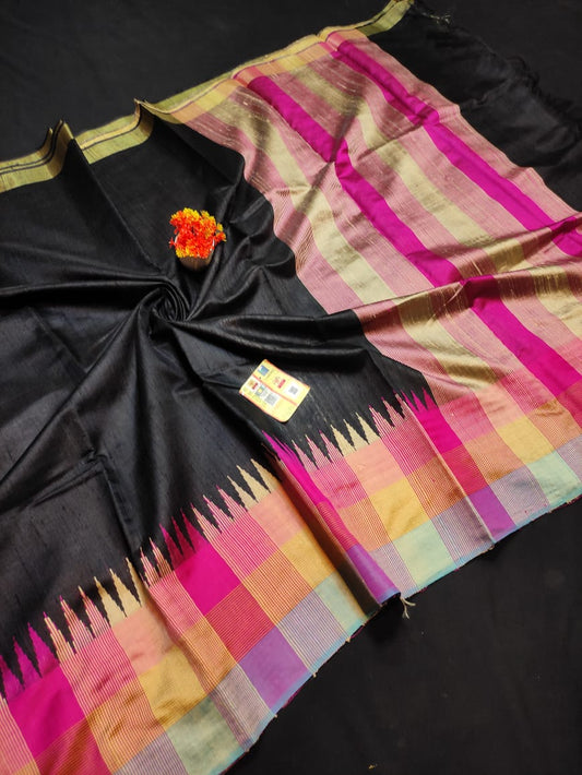 Raw silk multi temple border with contrast pallu blouse