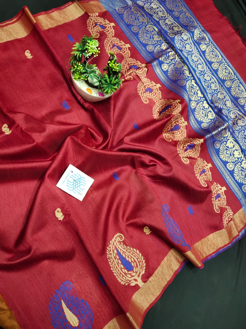 hand weaved semi raw silk tribal figure art hand border saree