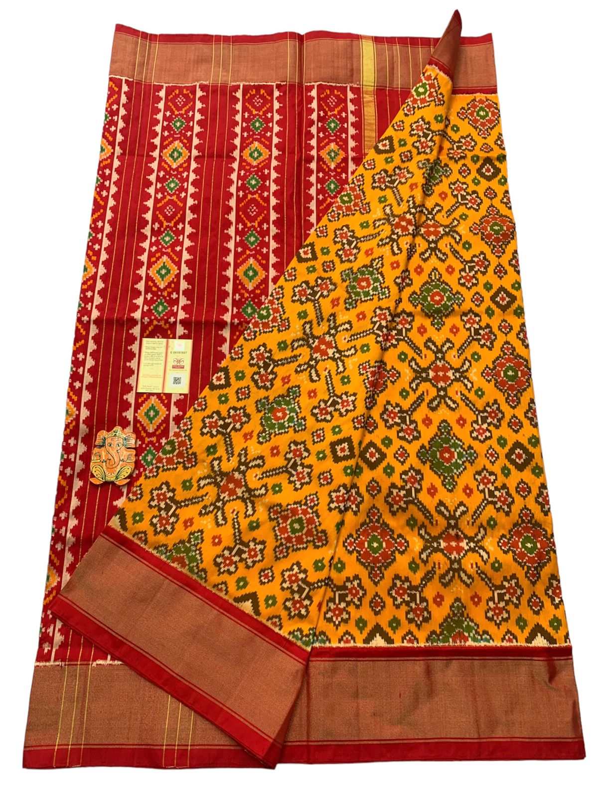 Pochampally Ikat Pattu Silk Saree